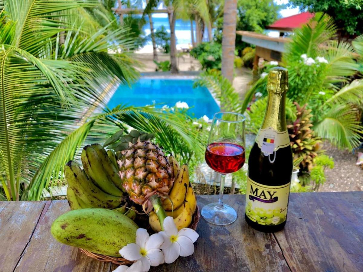 Apo Diver Beach Resort Сан-Хуан Екстер'єр фото