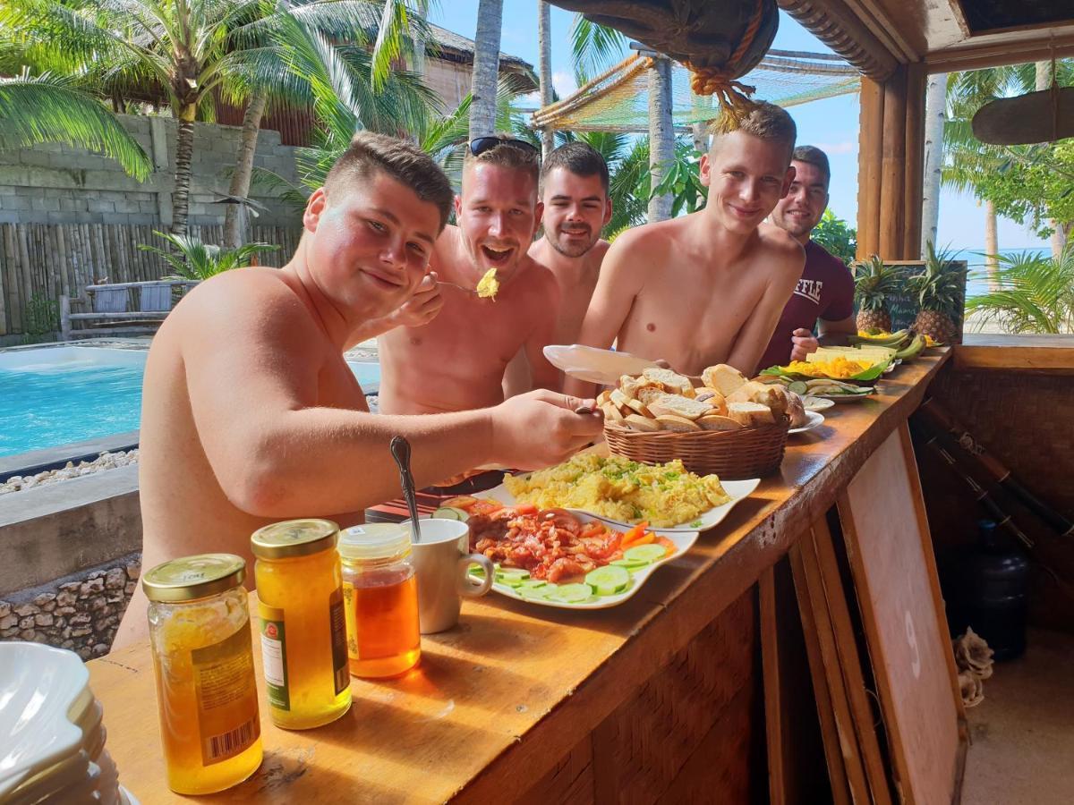 Apo Diver Beach Resort Сан-Хуан Екстер'єр фото