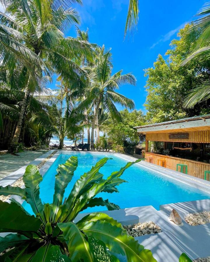 Apo Diver Beach Resort Сан-Хуан Екстер'єр фото