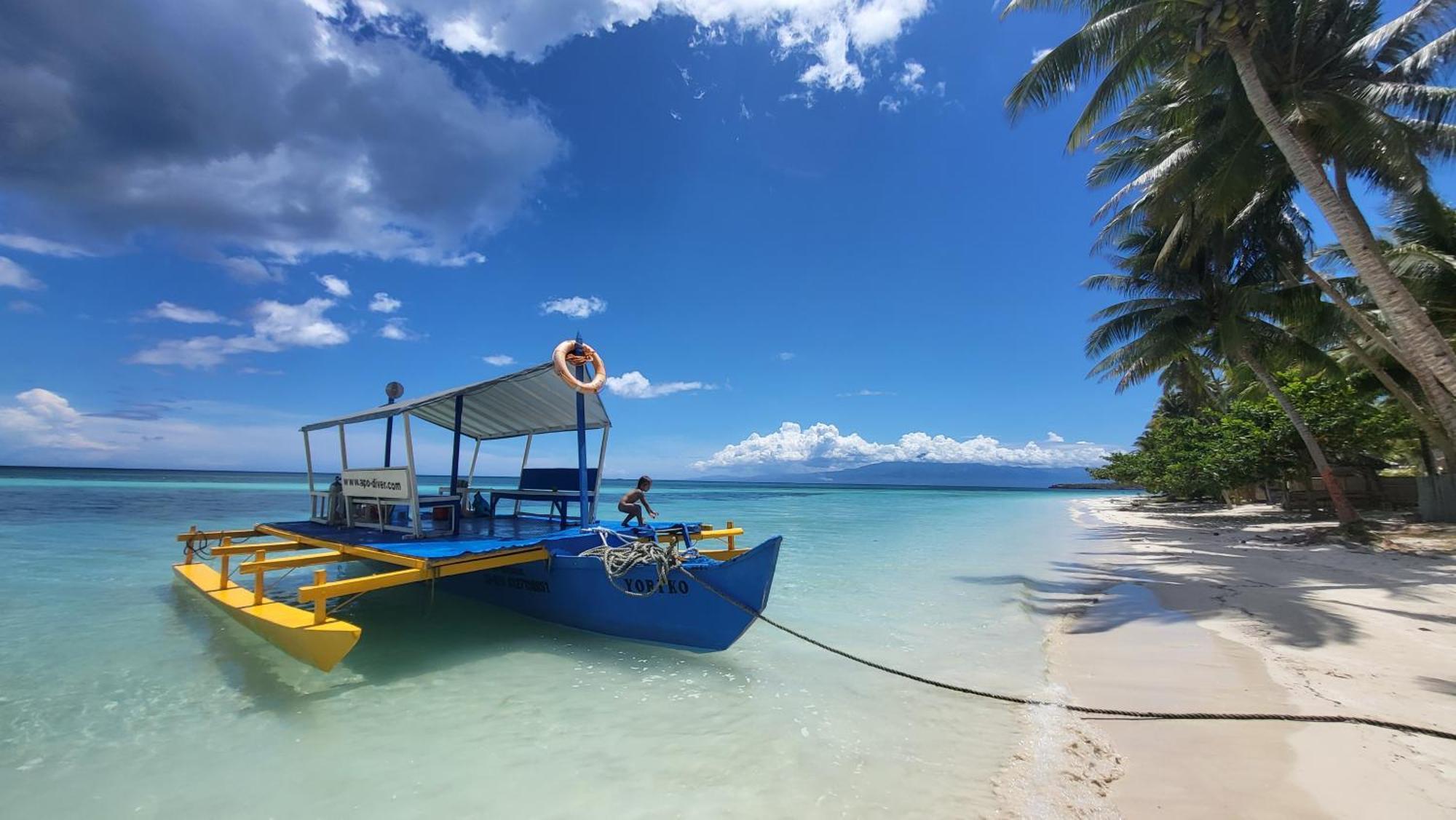 Apo Diver Beach Resort Сан-Хуан Екстер'єр фото